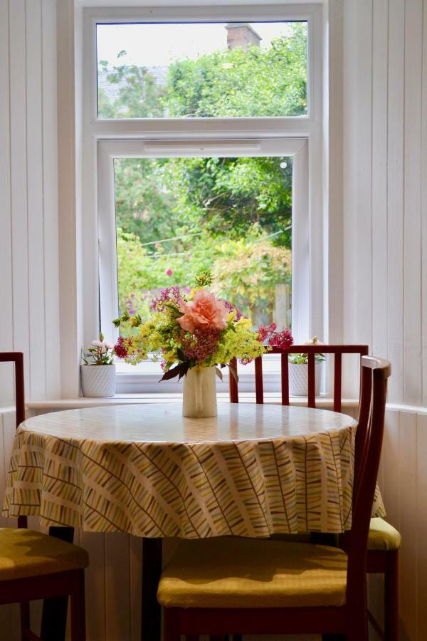 Caliburn Villa Alyth ภายนอก รูปภาพ